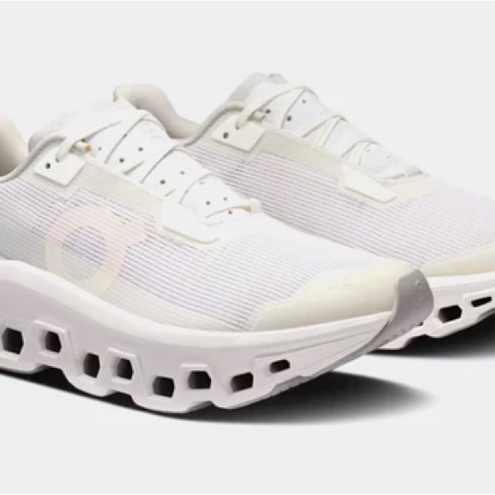 On Cloudmonster Void White Women’s 8 Running Shoes NIB